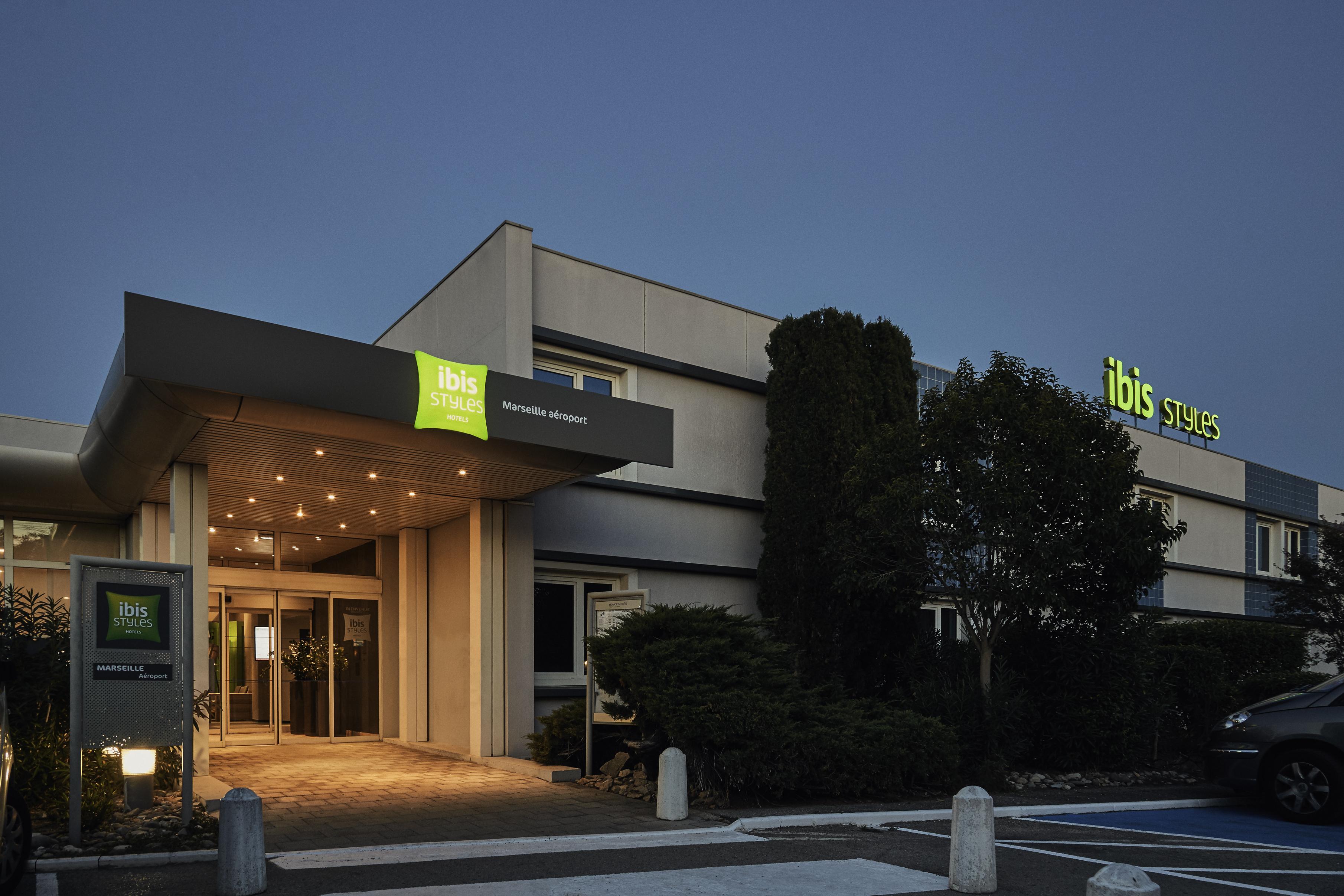 Ibis Styles Marseille Aeroport Hotel Vitrolles  Exterior photo